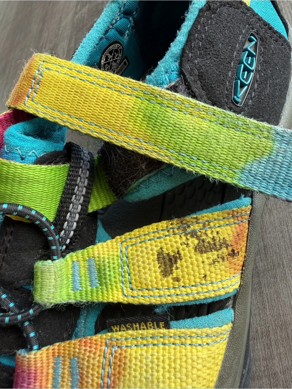 KEEN Kids Newport H2 Tie Dye Sandals Washable Youth Size 3 Hiking Outdoor